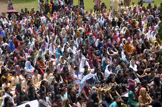 Agnes protest12july30 3